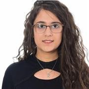 Actuellement étudiante,je donne des cours particuliers en mathématiques pour tous les niveaux primaire collège et lycée